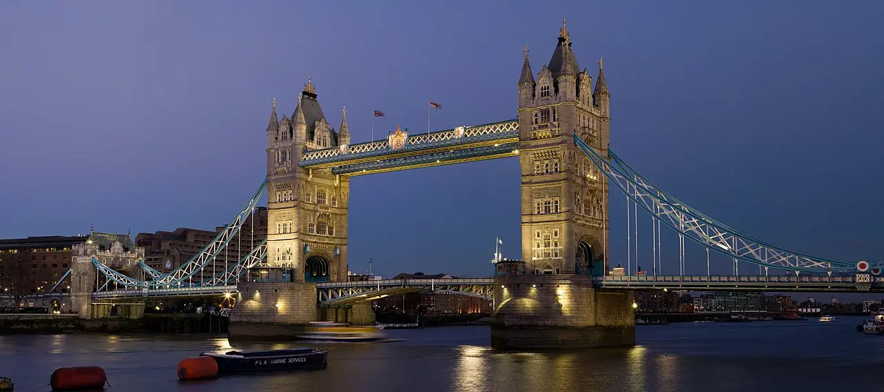 A high resolution image of Tower Bridge in London at dusk. This image is a mosaic of around twenty 12.8 megapixel segments stitched with PTG