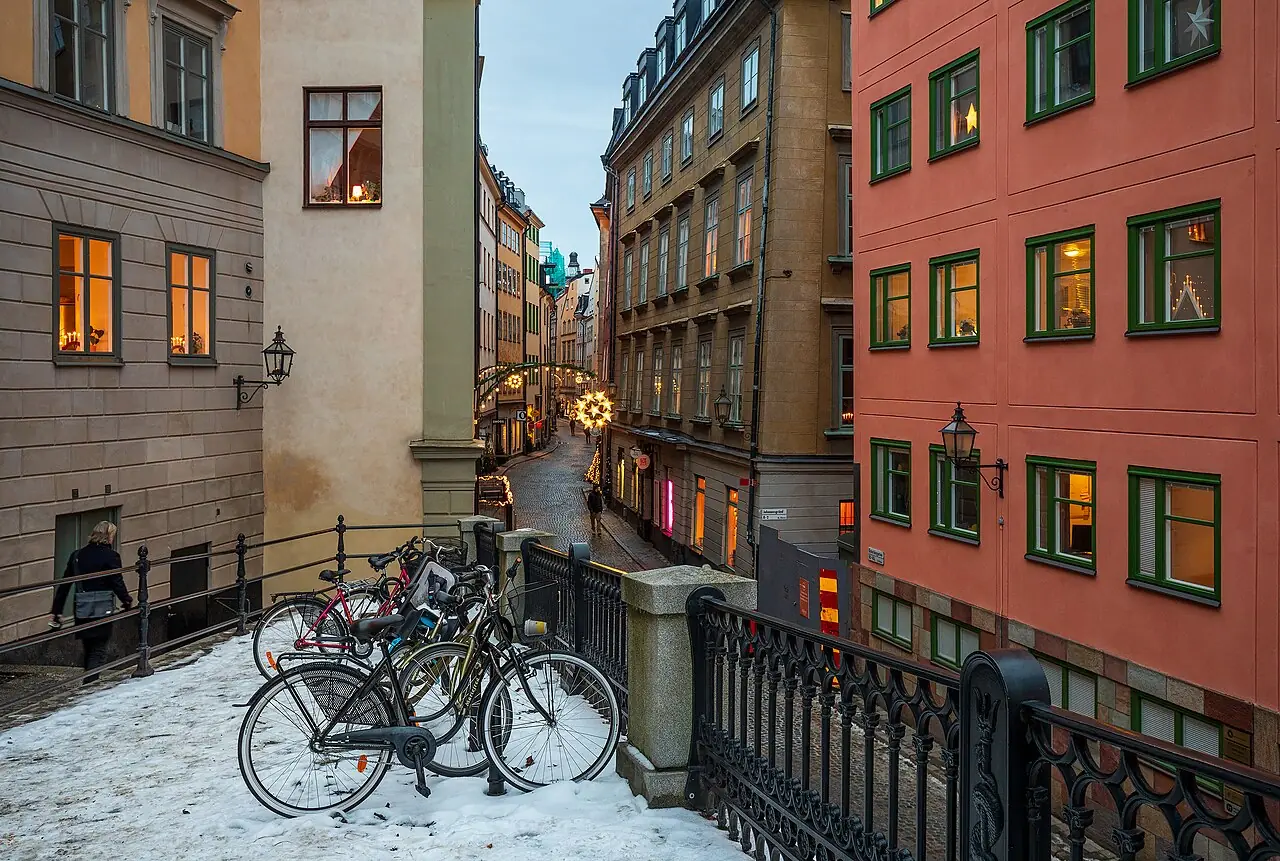 The corner between Södra Benickebrinken and Österlånggatan streets in Gamla Stan, Stockholm, Sweden in 2022 December.